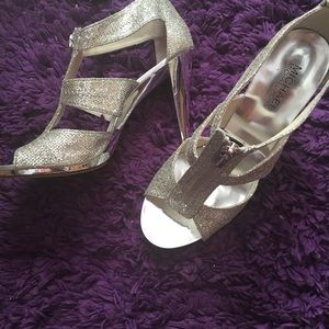 Micheal Kors Berkley T-Strap Silver glitter pumps